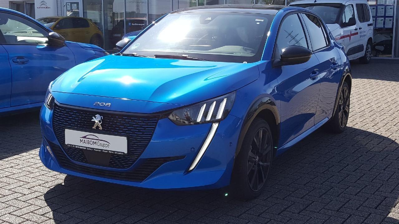 Second hand Peugeot E208 
