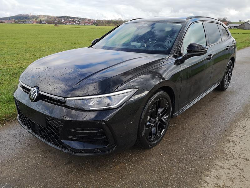 VW Passat Variant