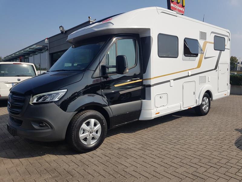 Eura Mobil PT 696 EB