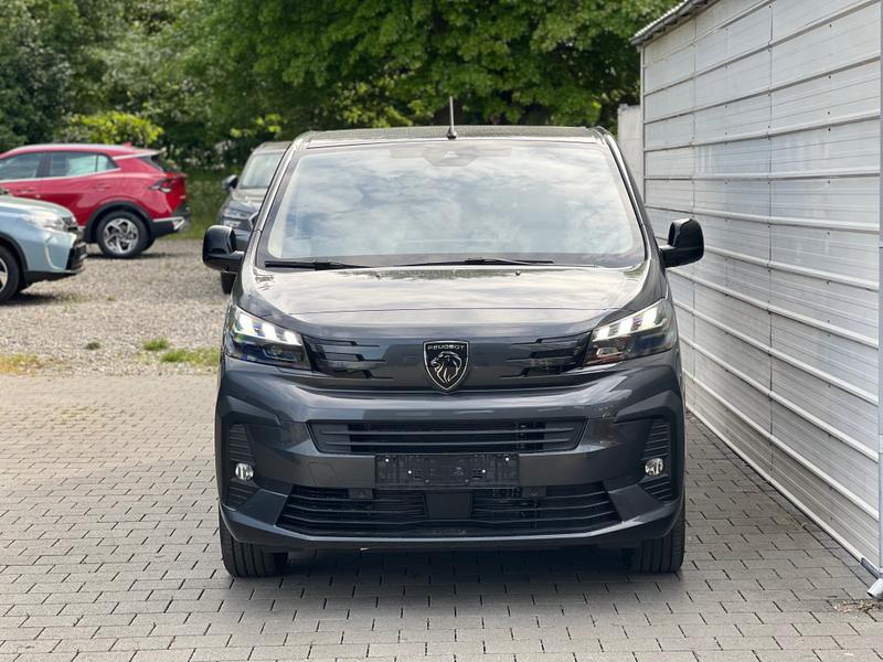 Peugeot Traveller
