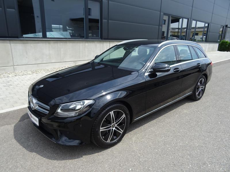 Mercedes-Benz C 220