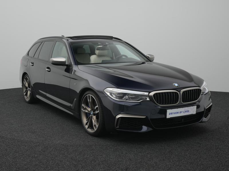 BMW M550