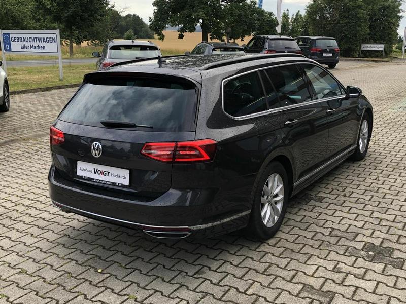 VW Passat Variant