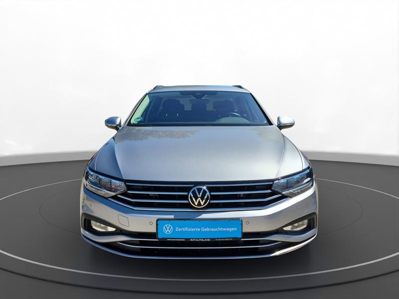 VW Passat Variant