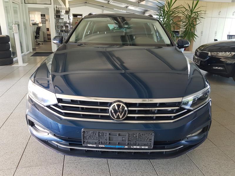 VW Passat Variant