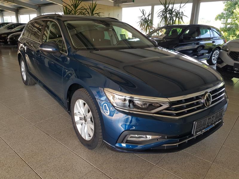 VW Passat Variant