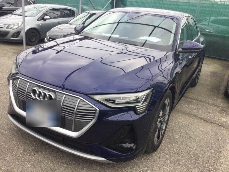 Audi e-tron