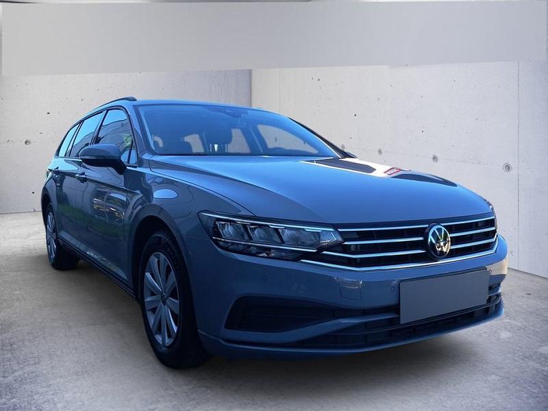 VW Passat Variant