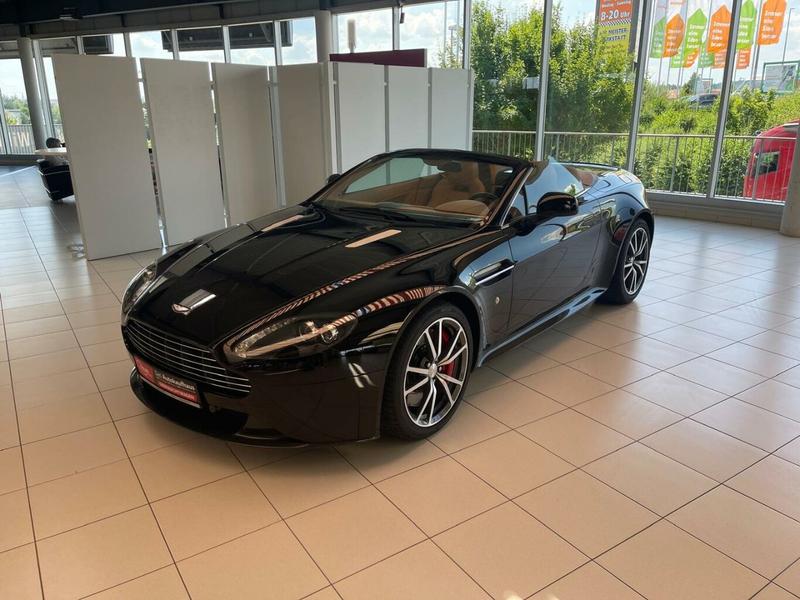 Aston Martin V8 Vantage