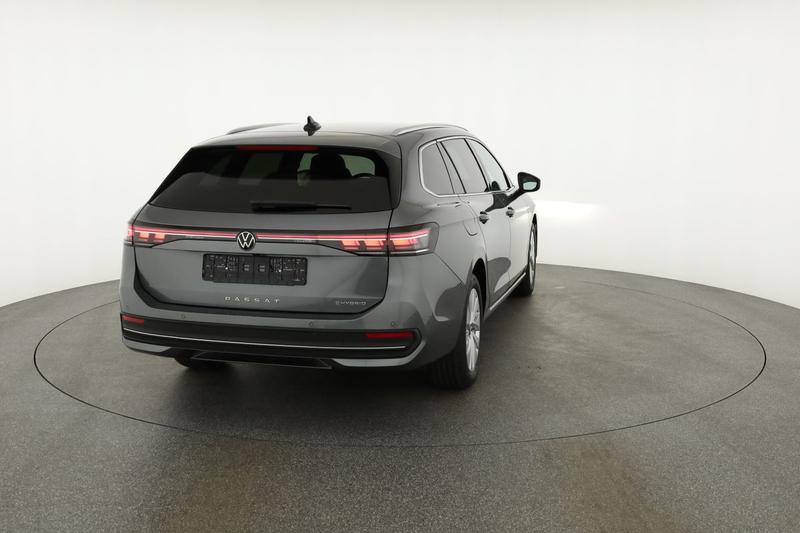 VW Passat Variant
