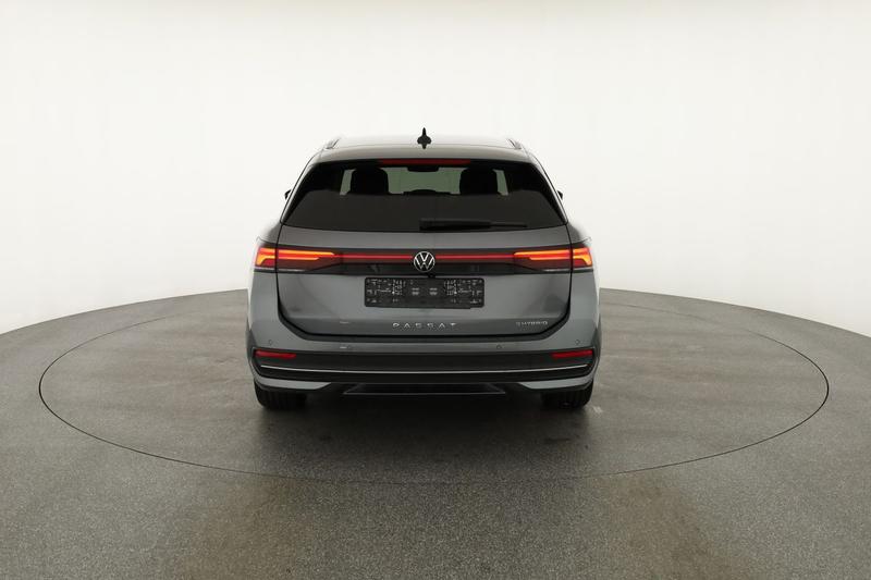VW Passat Variant
