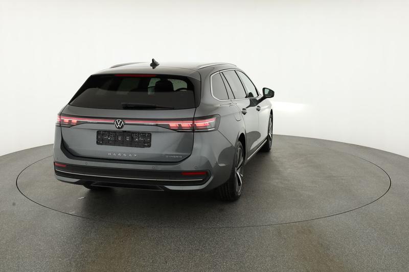 VW Passat Variant