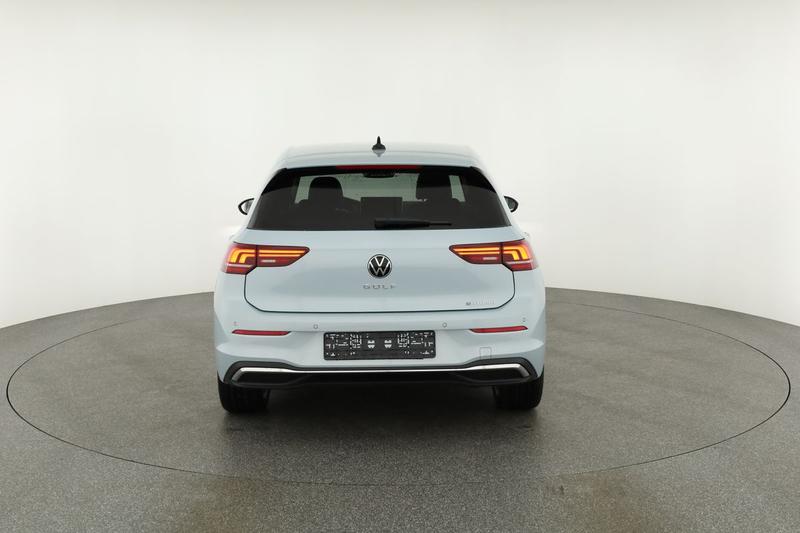 VW Golf