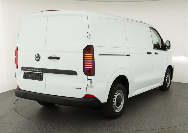 VW T7 Transporter