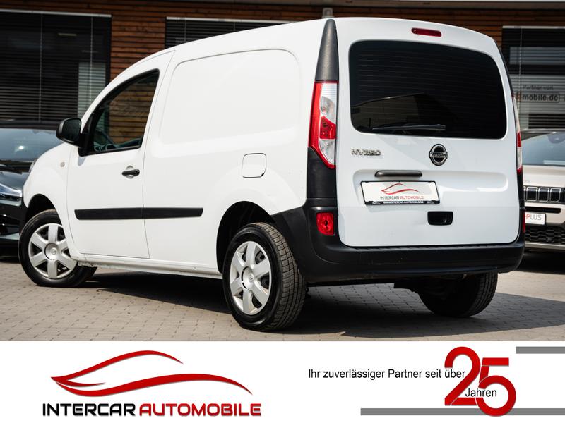 Nissan NV250