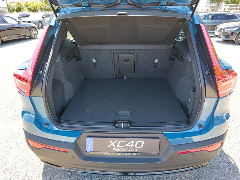 Volvo EX40