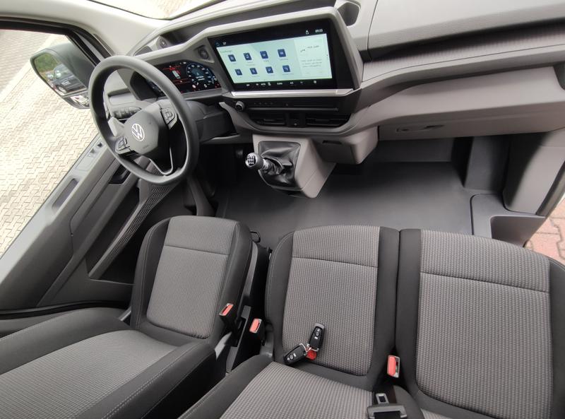 VW T7 Transporter