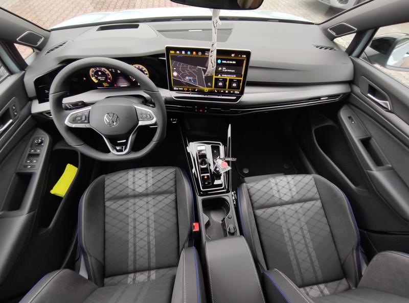 VW Golf