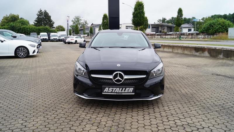 Mercedes-Benz CLA 180 Shooting Brake