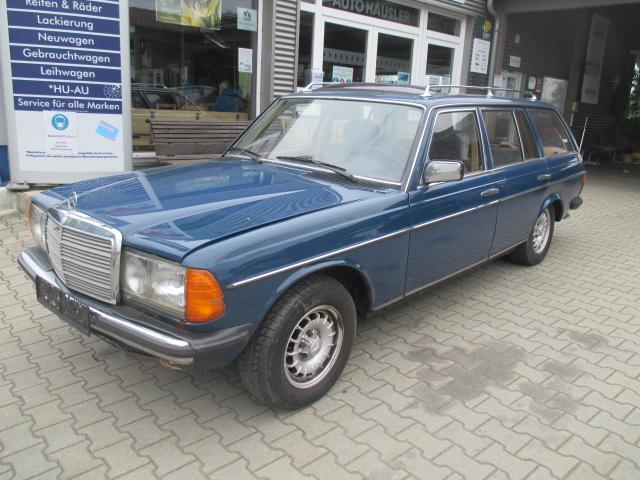 Mercedes-Benz 230