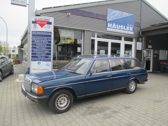 Mercedes-Benz 230