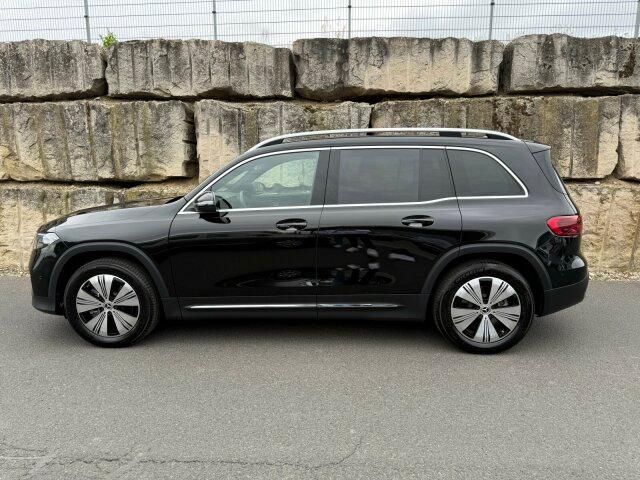 Mercedes-Benz EQB 300