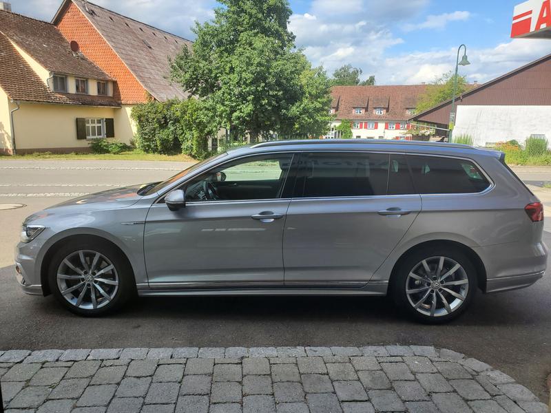 VW Passat Variant