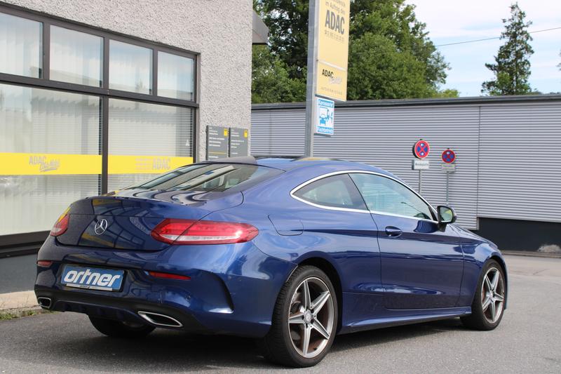 Mercedes-Benz C 220