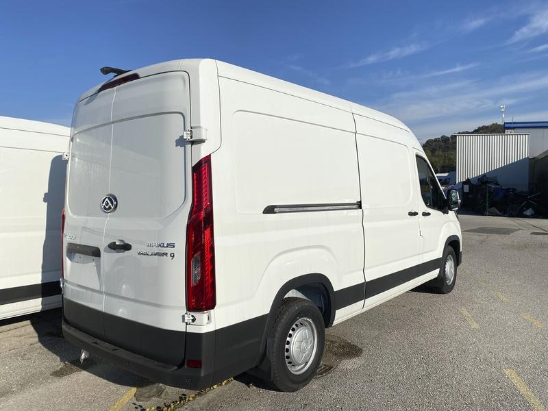Maxus Deliver 9