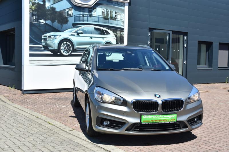 BMW 218