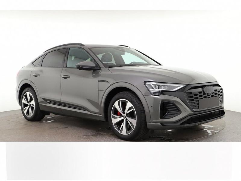 Audi Q8 Sportback e-tron