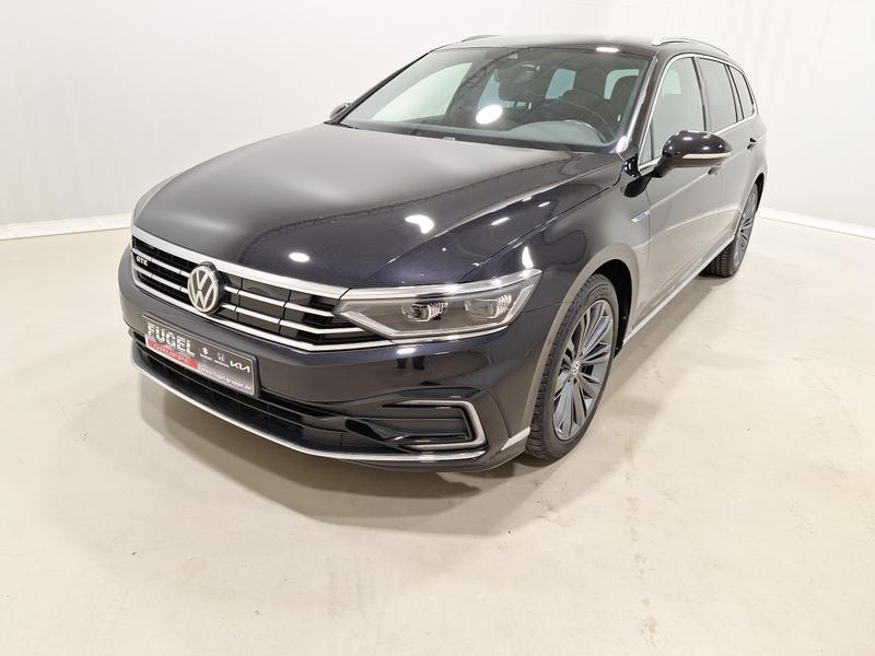 VW Passat Variant