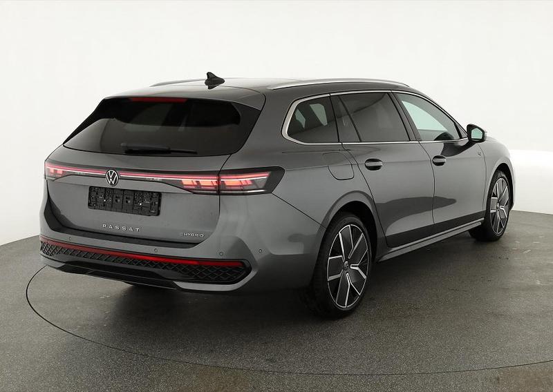 VW Passat Variant