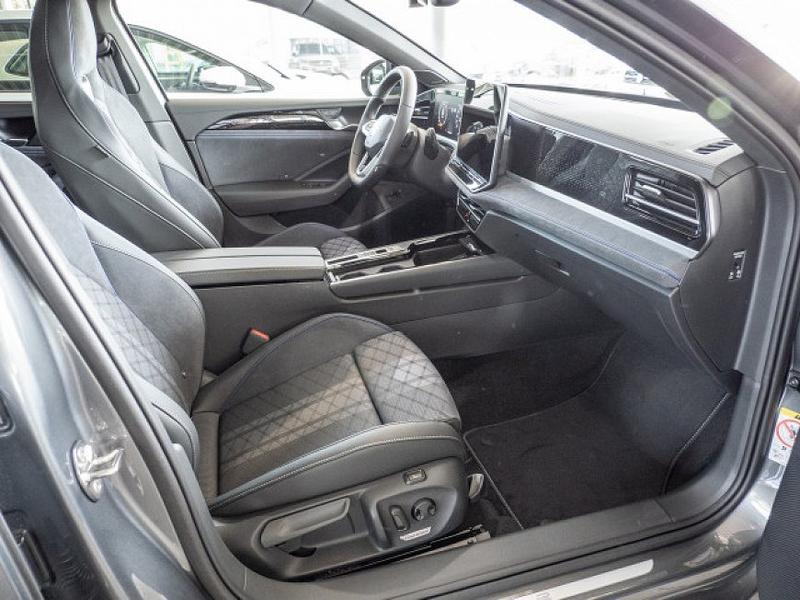 VW Passat