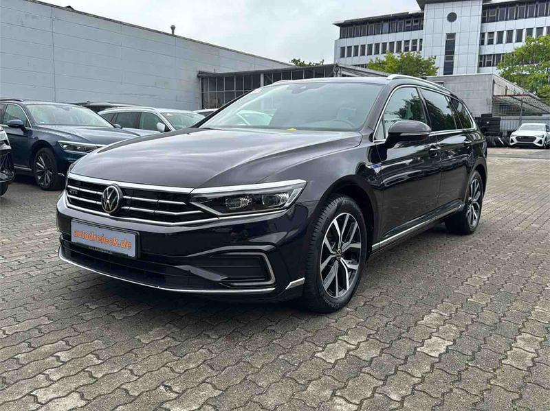 VW Passat Variant