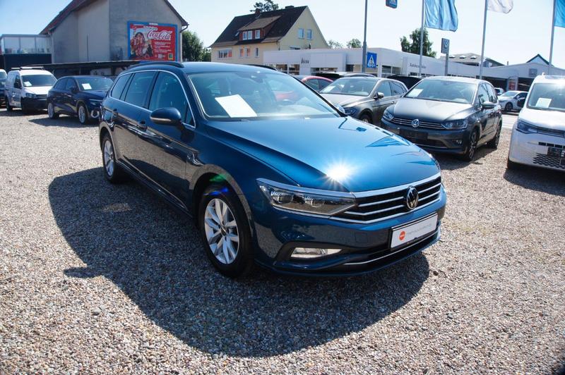 VW Passat Variant