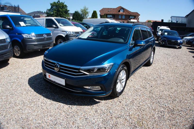 VW Passat Variant